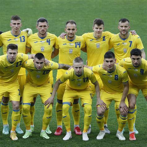 футбол украина босния